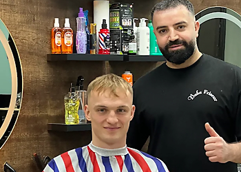 Baba Friseur photo Baba Friseur