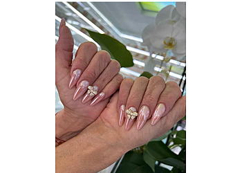 Best Nails & Beauty Salon 3