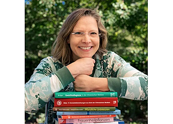 Britta Kwas – Frauenheilkunde, TCM & Akupunktur