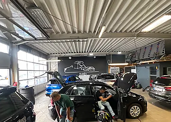 CarMakeUp Fahrzeugaufbereitung photo CarMakeUp Fahrzeugaufbereitung