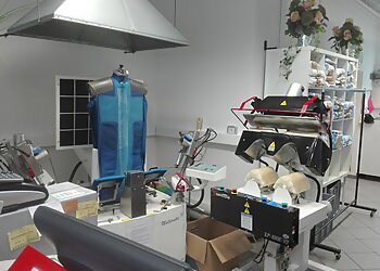 Cleaners24 Textilpflege photo Cleaners24 Textilpflege