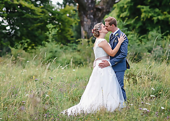 DER HOCHZEITSFOTOGRAF image DER HOCHZEITSFOTOGRAF