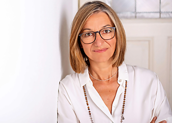 DIE PRAXIS FÜR TRADITIONELLE CHINESISCHE MEDIZIN DIE PRAXIS FÜR TRADITIONELLE CHINESISCHE MEDIZIN