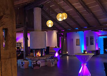 DJ Atommic photo DJ Atommic