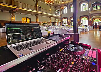 DJ Nari image DJ Nari