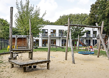 DRK-Kindertageseinrichtung und Familienzentrum „Wichtelburg“ DRK-Kindertageseinrichtung und Familienzentrum „Wichtelburg“