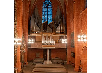 Dompfarrei St. Bartholomäus image Dompfarrei St. Bartholomäus