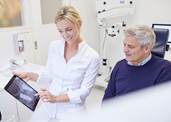 Dr. med. dent. Elena Heinemann - Zahnarztpraxis image Dr. med. dent. Elena Heinemann - Zahnarztpraxis