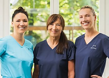 Dr. Heike Maresch - ZAHN & ART ZAHNARZT photo Dr. Heike Maresch - ZAHN & ART ZAHNARZT