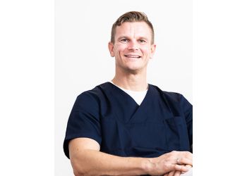 Dr. Martin Timmer - Starcke + Partner dentists