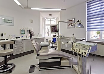 Dr. Rainer Littinski - Zahnarztpraxis Dr. Rainer Littinski Und Kollegen photo Dr. Rainer Littinski - Zahnarztpraxis Dr. Rainer Littinski Und Kollegen