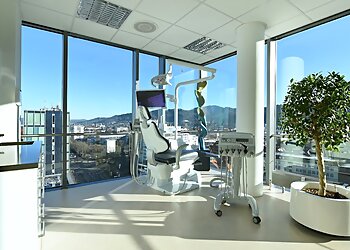 Dr. Sebastjan Varljen - Dentprevent Privatzahnärzte image Dr. Sebastjan Varljen - Dentprevent Privatzahnärzte