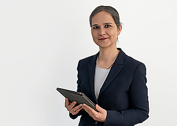 Dr. jur. Niloufar Hoevels - Dr. Hoevels & Partner