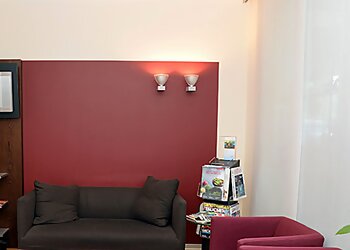 Dr. med. Ammar Owega - INTERDISZIPLINÄRE FACHARZTKLINIK RODENKIRCHEN GmbH + Co KG. image Dr. med. Ammar Owega - INTERDISZIPLINÄRE FACHARZTKLINIK RODENKIRCHEN GmbH + Co KG.