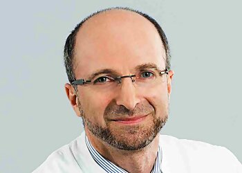 Dr. med. Ammar Owega - INTERDISZIPLINÄRE FACHARZTKLINIK RODENKIRCHEN GmbH + Co KG. 