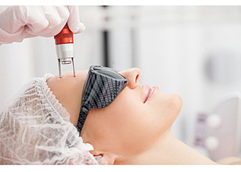 Dr. med. Andreas Zacharis - Hautarzt Zentrum Zacharis image Dr. med. Andreas Zacharis - Hautarzt Zentrum Zacharis