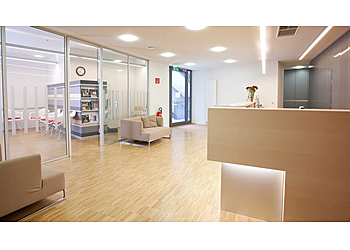 Dr. med. Beate Bantes - Schmerzzentrum Aachen image Dr. med. Beate Bantes - Schmerzzentrum Aachen