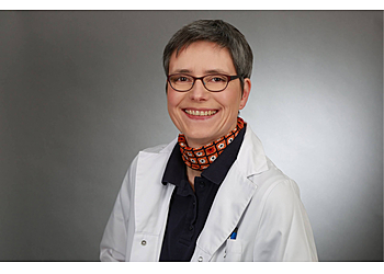 Dr. med. Bernadette Reinsch - DIALYSE BOCHUM Dr. med. Bernadette Reinsch - DIALYSE BOCHUM