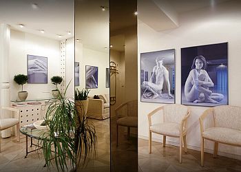 Dr. med. Bernd Loos - KLINIK AM STADTGARTEN photo Dr. med. Bernd Loos - KLINIK AM STADTGARTEN