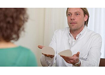 Dr. med. Bernd Loos - KLINIK AM STADTGARTEN image Dr. med. Bernd Loos - KLINIK AM STADTGARTEN