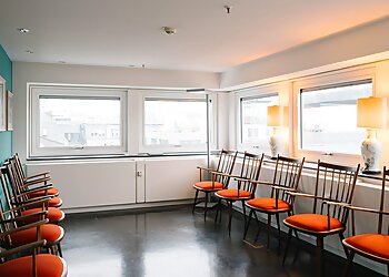 Dr. med. Björn-Georg Neumann - HNO PRAXIS NEUER WALL image Dr. med. Björn-Georg Neumann - HNO PRAXIS NEUER WALL