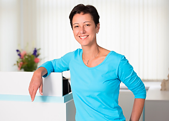 Dr. med. Christine Raskovic Dr. med. Christine Raskovic