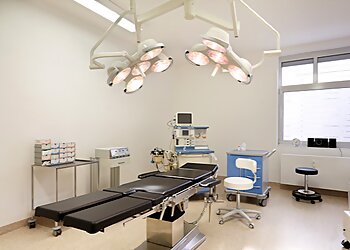 Dr. med. Claudia Herter - KLINIK DR. HERTER image Dr. med. Claudia Herter - KLINIK DR. HERTER