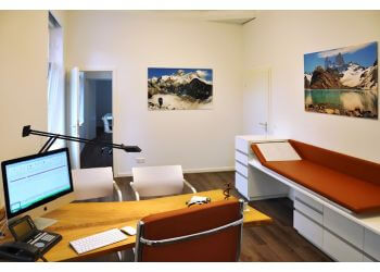 Dr. med. Denis Gründel - Praxis an der Münchner Freiheit photo Dr. med. Denis Gründel - Praxis an der Münchner Freiheit