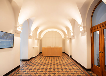 Dr. med. Estefanía Lang - dermanostic Hautarztpraxis Solingen image Dr. med. Estefanía Lang - dermanostic Hautarztpraxis Solingen