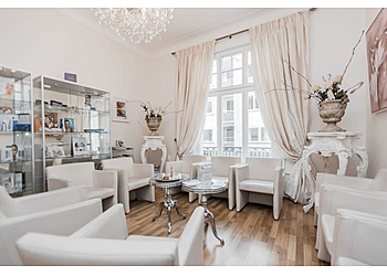 Dr. med. Evelyn Knittl - SCC Scin Center Cassel photo Dr. med. Evelyn Knittl - SCC Scin Center Cassel