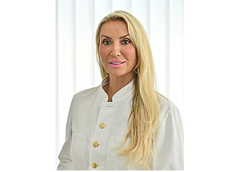 Dr. med. Evelyn Knittl - SCC Scin Center Cassel Dr. med. Evelyn Knittl - SCC Scin Center Cassel