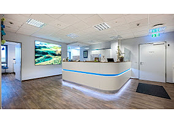 Dr. med. Hoang Dzung Nguyen - OCN-Orthopädische Chirurgie Dr. Nguyen photo Dr. med. Hoang Dzung Nguyen - OCN-Orthopädische Chirurgie Dr. Nguyen