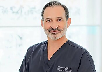 Dr. med. Juan Maria Garcia - ÄSTHETIK AM ISARTOR