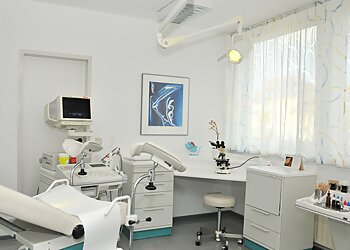 Dr. med. Julia Hedrich image Dr. med. Julia Hedrich