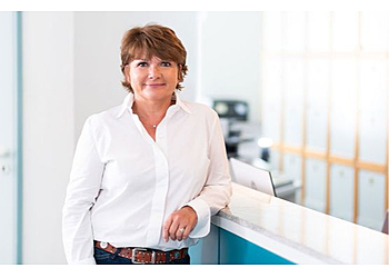 Dr. med. Juliane Willmann - Neurologie im Schinkel Dr. med. Juliane Willmann - Neurologie im Schinkel