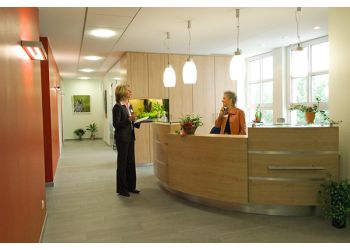 Dr. med. Marcus Schlichter - AESTHETICUM PRAXISKLINIK image Dr. med. Marcus Schlichter - AESTHETICUM PRAXISKLINIK