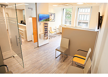 Dr. med. Markus Kaspari - Hautärzte-Zentrum Hannover image Dr. med. Markus Kaspari - Hautärzte-Zentrum Hannover