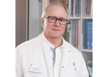 Dr. med. Michael Bromba Plastische und Ästhetische Chirurgie