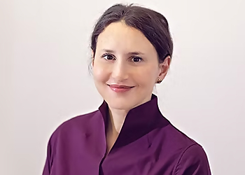 Dr. med. Monica Illes - Hautärzte am Augustusplatz