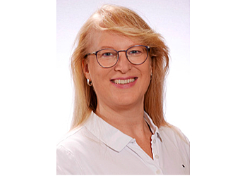 Dr. med. Nicole Adler
