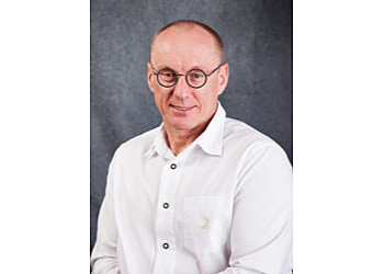 Dr. med. Robert Figl Dr. med. Robert Figl