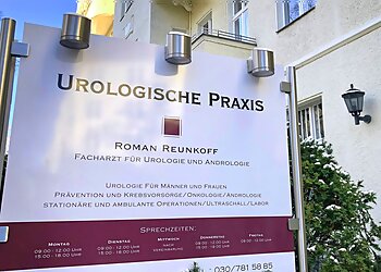 Dr. med. Roman Reunkoff - PRAXIS FÜR UROLOGIE UND ANDROLOGIE photo Dr. med. Roman Reunkoff - PRAXIS FÜR UROLOGIE UND ANDROLOGIE