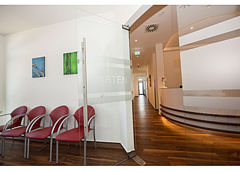 Dr. med. Ruben Siebeneck - Praxis für ORTHOPÄDIE & UNFALLCHIRURGIE Bielefeld photo Dr. med. Ruben Siebeneck - Praxis für ORTHOPÄDIE & UNFALLCHIRURGIE Bielefeld