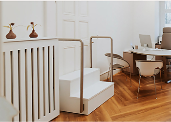 Dr. med. Sandrine Choudhry - Dermatologie am Neckar photo Dr. med. Sandrine Choudhry - Dermatologie am Neckar