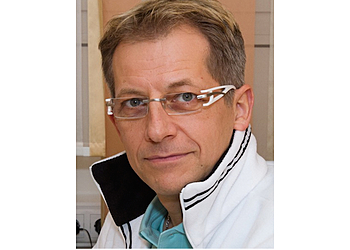 Dr. med. Stefan Pfrengle - Dr. med. Stefan F. Pfrengle & Kollegen Praxis und Ambulantes OP-Zentrum Dr. med. Stefan Pfrengle - Dr. med. Stefan F. Pfrengle & Kollegen Praxis und Ambulantes OP-Zentrum