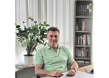 Dr. med. Suat Bilek Dr. med. Suat Bilek