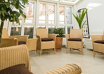 Dr. med. Sylvia von Amelunxen - PRIVATES HORMONZENTRUM VON AMELUNXEN photo Dr. med. Sylvia von Amelunxen - PRIVATES HORMONZENTRUM VON AMELUNXEN