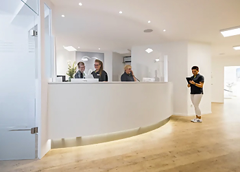 Dr. med. dent. Boris Francki - DIE ZAHNÄRZTE AM LIMBECKER PLATZ image Dr. med. dent. Boris Francki - DIE ZAHNÄRZTE AM LIMBECKER PLATZ