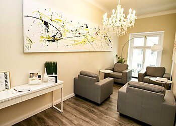 Dr. med. dent. Claudia Scheiber photo Dr. med. dent. Claudia Scheiber