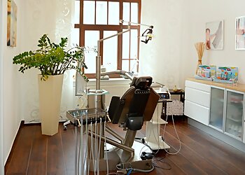 Dr. med. dent. Cornelia Krasselt photo Dr. med. dent. Cornelia Krasselt